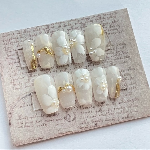 Buy one get one FREE! 
Press on Romantic Wedding Floral Nail Tips/ False Nails - Picture 2 of 2